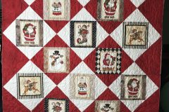 53" x 71" Christmas Quilt
Terry P. 
"Christmas Paisley" E2E
2019 Client Quilt